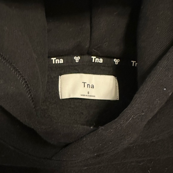 TNA Perfect Cropped Hoodie - Picture 4 of 4